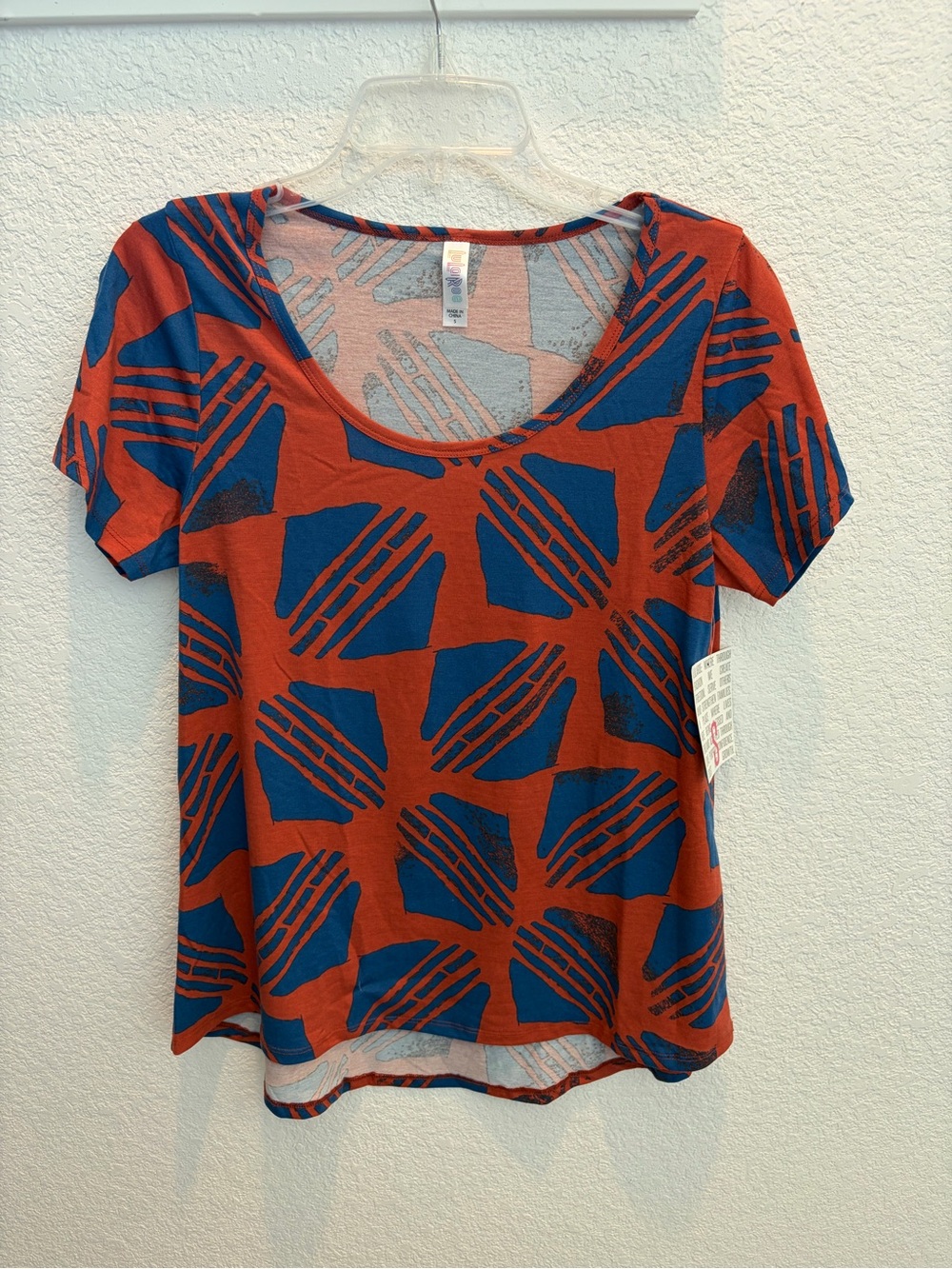 LuLaRoe Classic T Short Sleeve Scoop Neck Tee in Blue and Rust